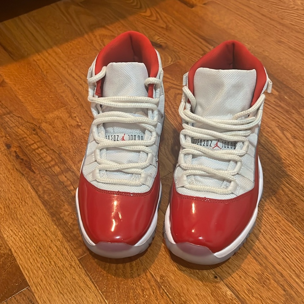 Jordan 11 Cherry